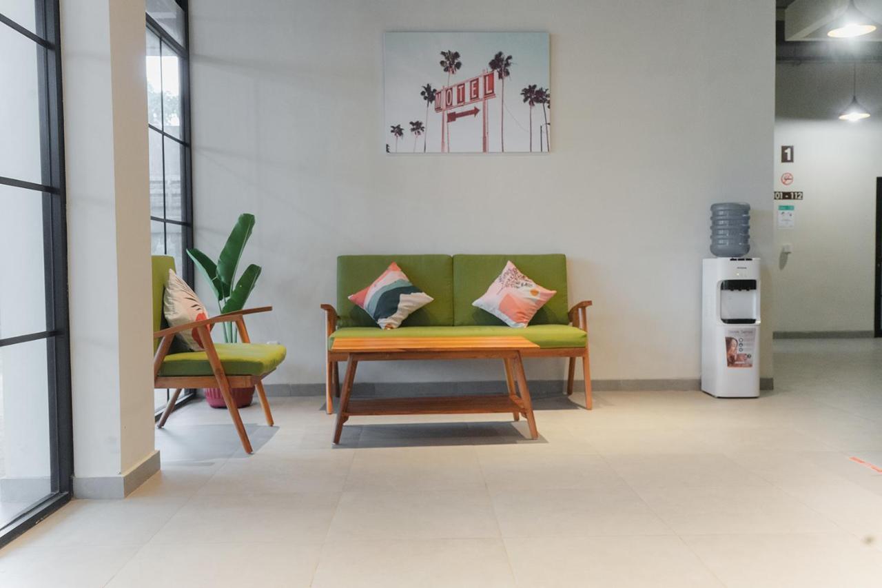 Social Hub By Twospaces Jakarta Ngoại thất bức ảnh
